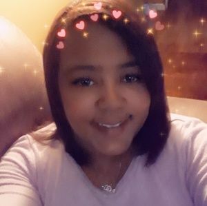 Meet your Posher, Tiya